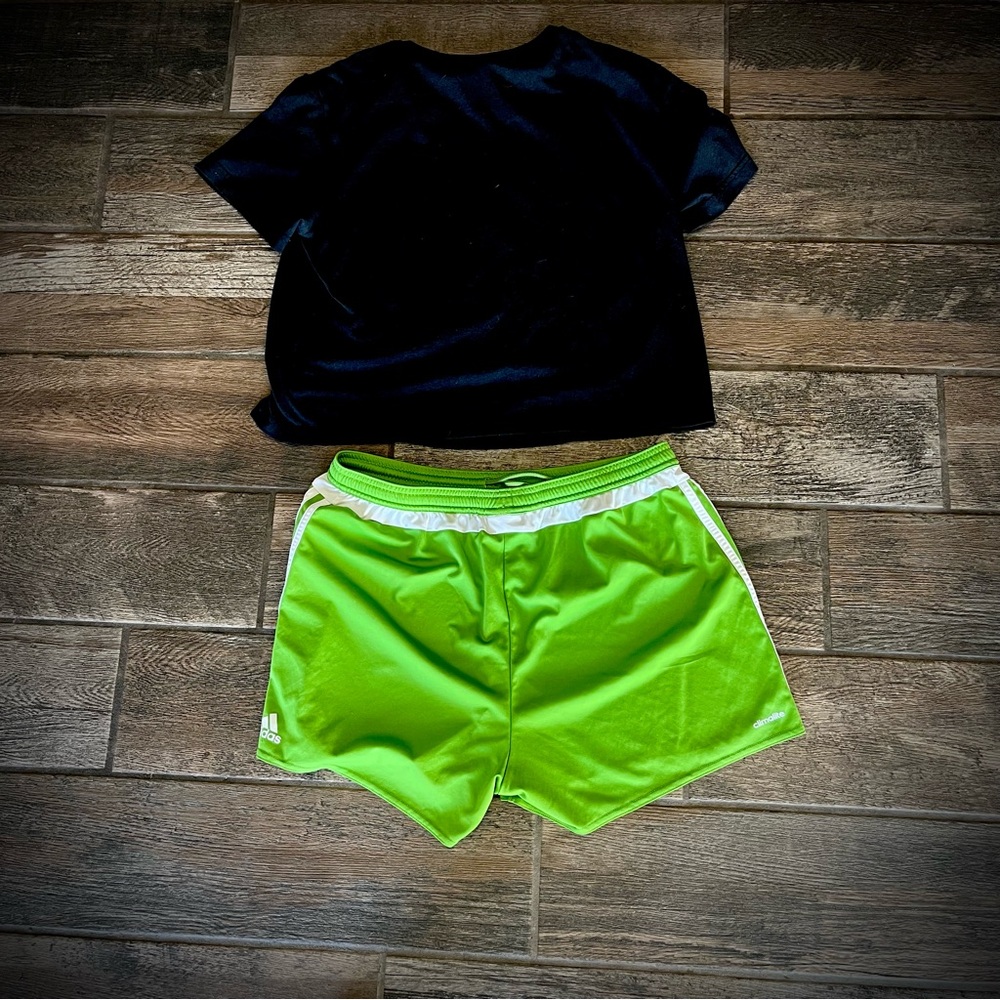 Adidas Black floral Graphic Tee and Green athletic Shorts Set L - Picture 2 of 9